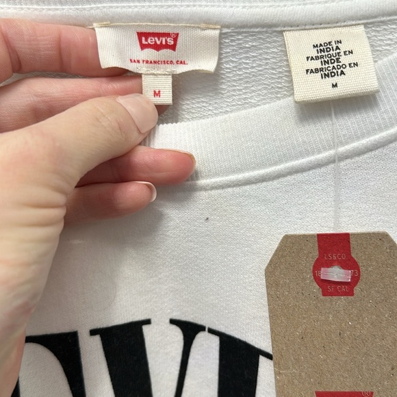 Levi’s Sweater Bundle (READ DESCRIPTION) - Picture 3 of 5